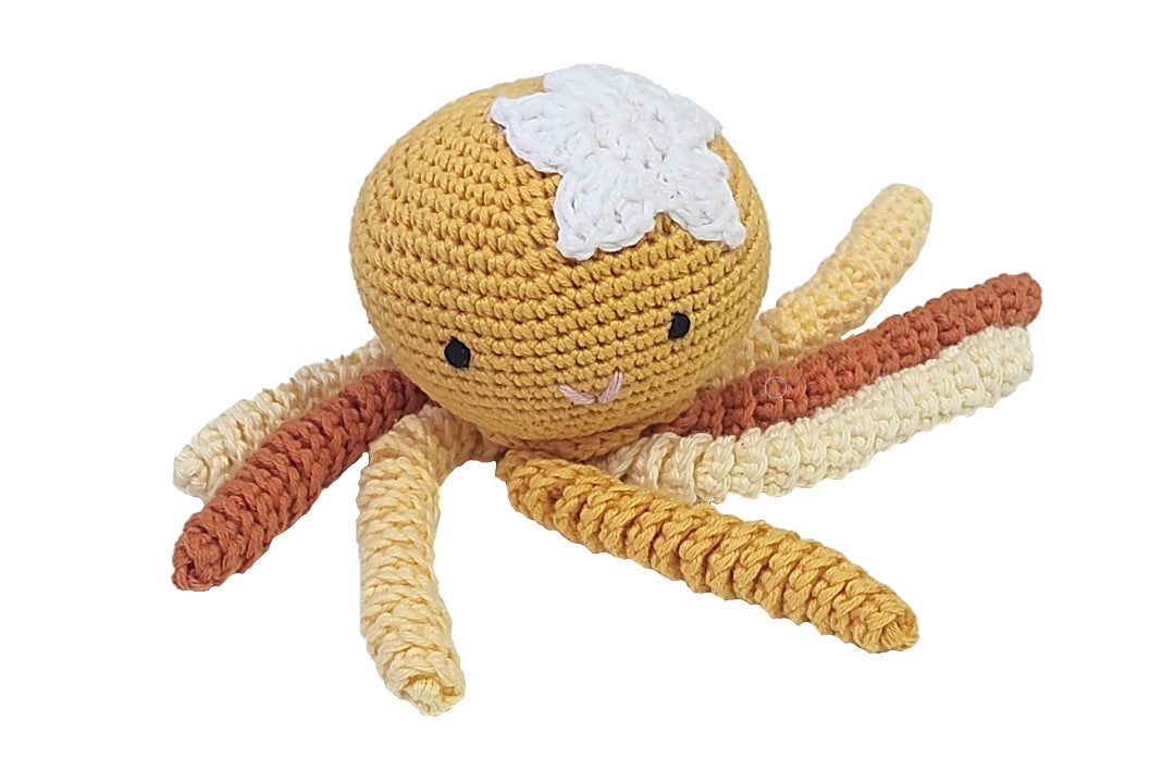 Pulpo amigurumi con flor (distintos colores)