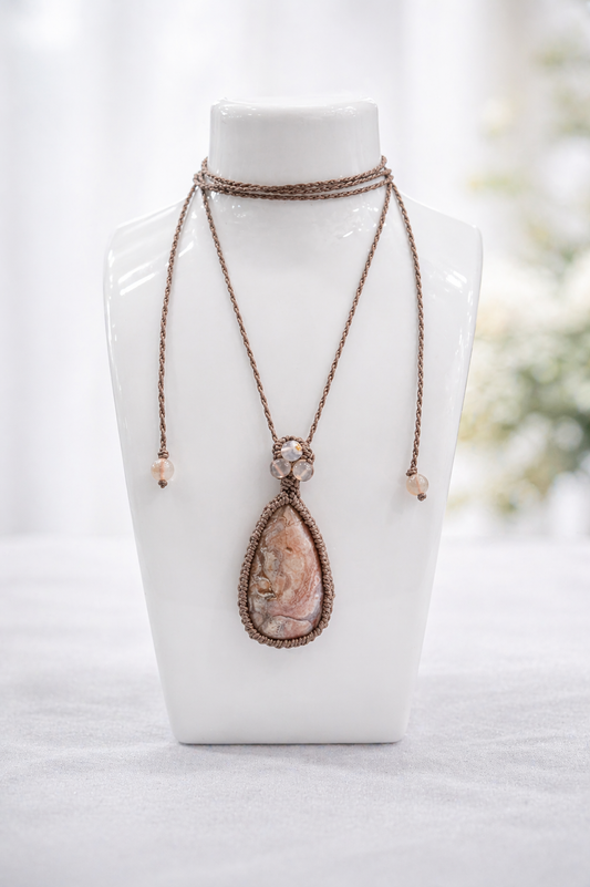 Collar de Ágata Sakura